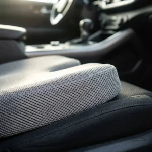 Coussin voiture avec découpe coccyx pour confort