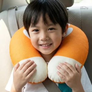 Coussin voiture enfant en forme de chien