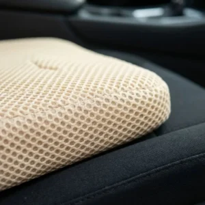 Coussin beige 8cm pour rehausser siège auto