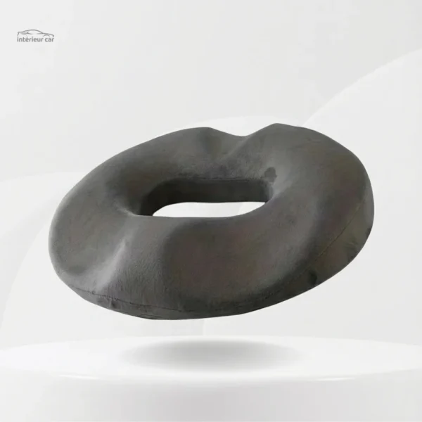 Coussin noir anti-hémorroïdes pour confort en conduite
