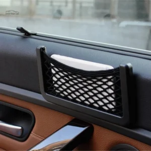Accessoire pratique pour organiser smartphone en voiture