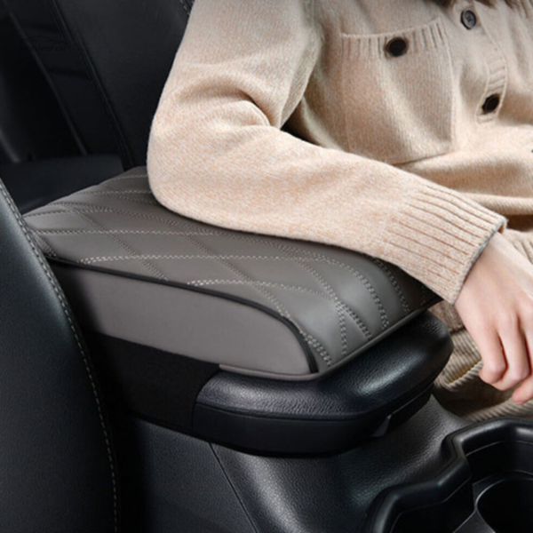 housse-accoudoir-central-voiture-armcush-1 Housse accoudoir central voiture ArmCush™