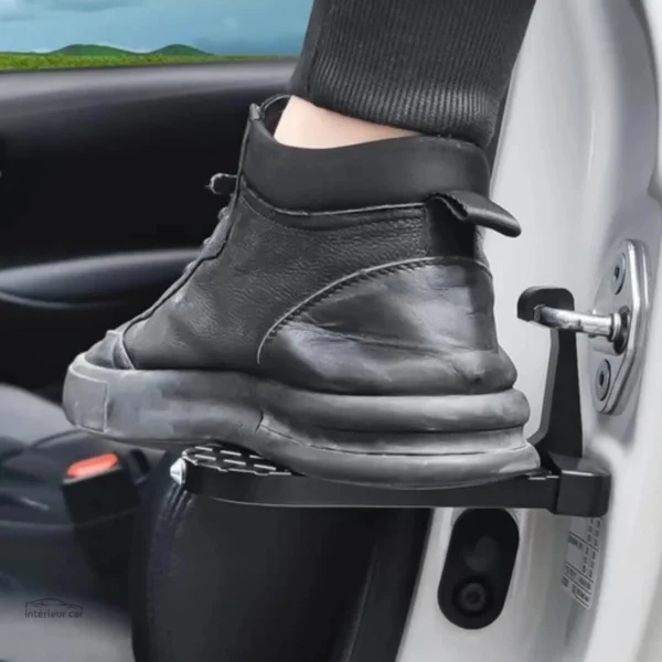 Marche-pied pour accès facilité à la voiture