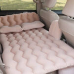 Matelas auto pratique pour le camping et les voyages