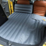 Matelas pratique pour des siestes en voiture CarLounge™