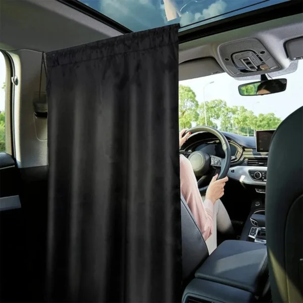 pare-soleil-voiture-shadeease-1 Rideau de séparation voiture occultant ShadeEase™